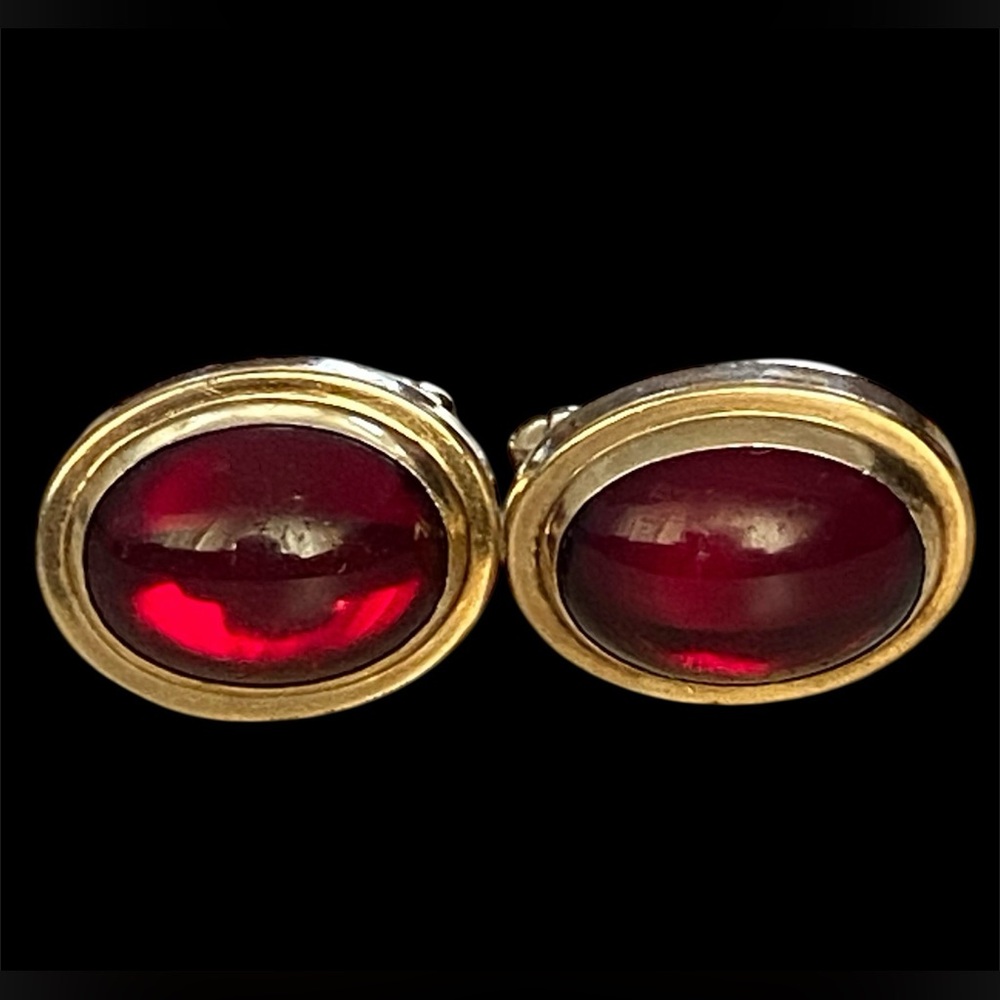 Vintage Hayward men’s 1/20 12K yellow gold filled red glass cuff links